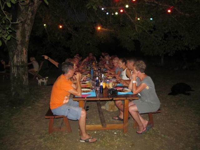 Bed and Breakfast Goute La Vie Marchamp Esterno foto
