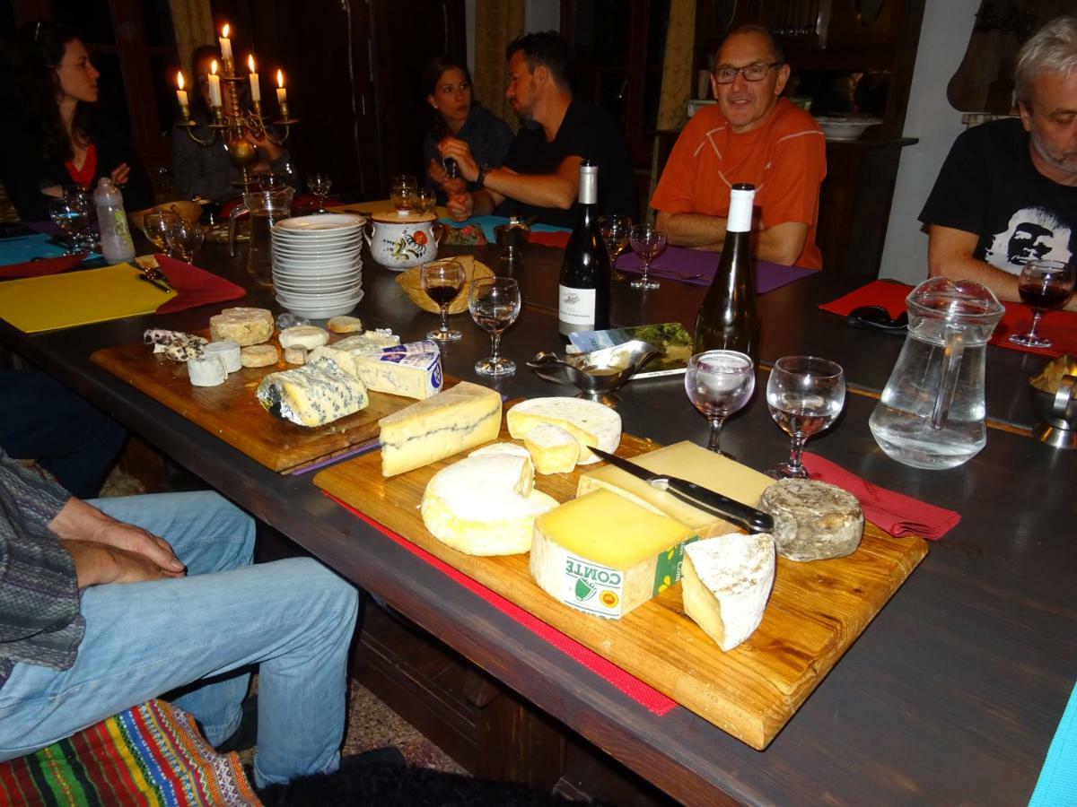 Bed and Breakfast Goute La Vie Marchamp Esterno foto